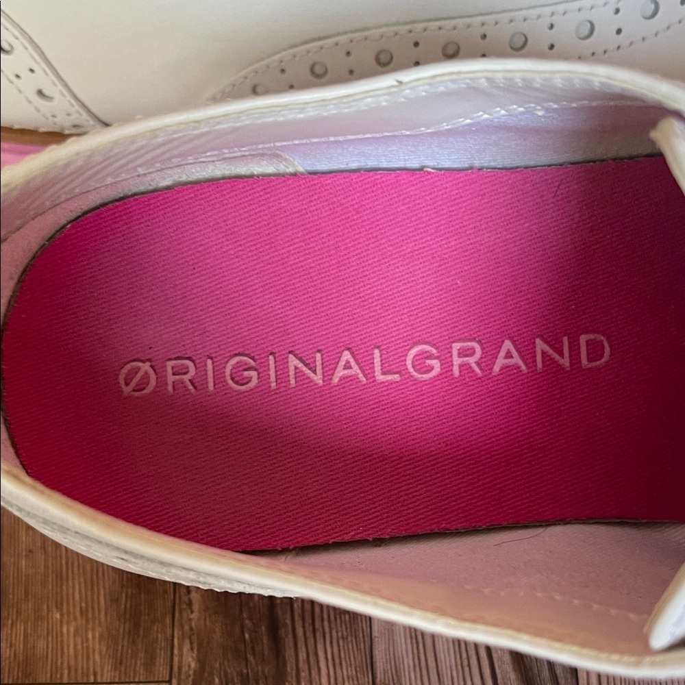 Women's White Wingtip Lace-Up Shoes with Pink Sole - Picture 2 of 7